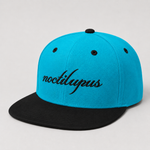 Noctilupus Snapback Cap in Aquablau und Schwarz