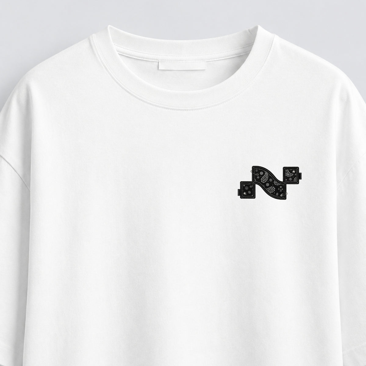 Noctilupus Midnight Paisley T Shirt in White